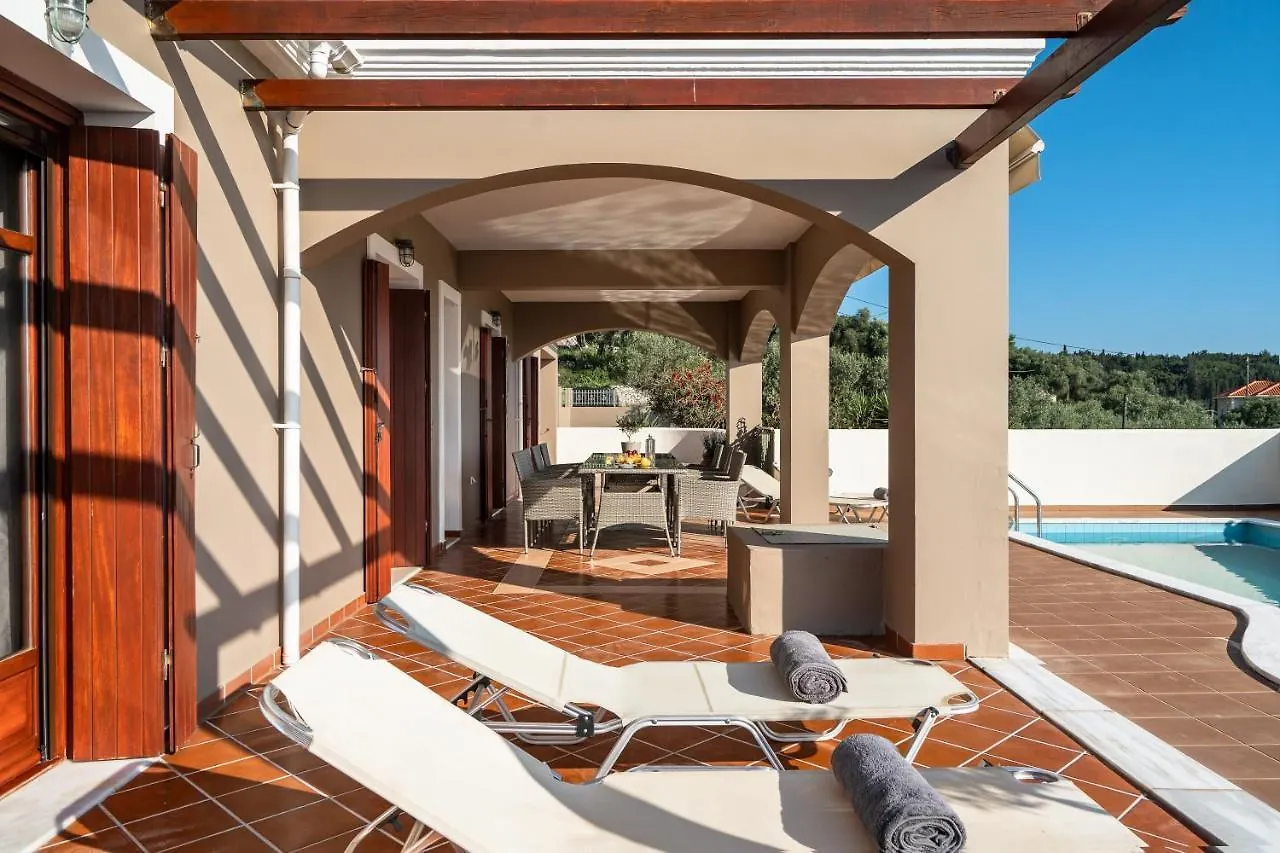 Kumusha Villa Near Fiscardo Μάγγανος